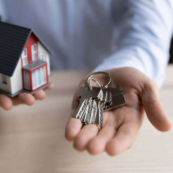 Give A Closing Gift That Will Thank and Impress Your Client!